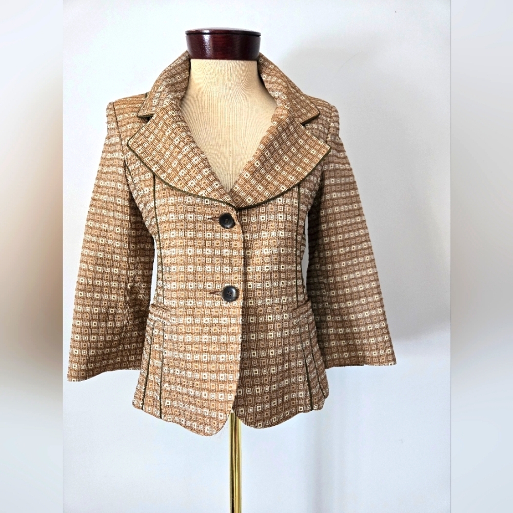 HOLT RENFREW vintage brown plaid fitted blazer with green piping. Size 4